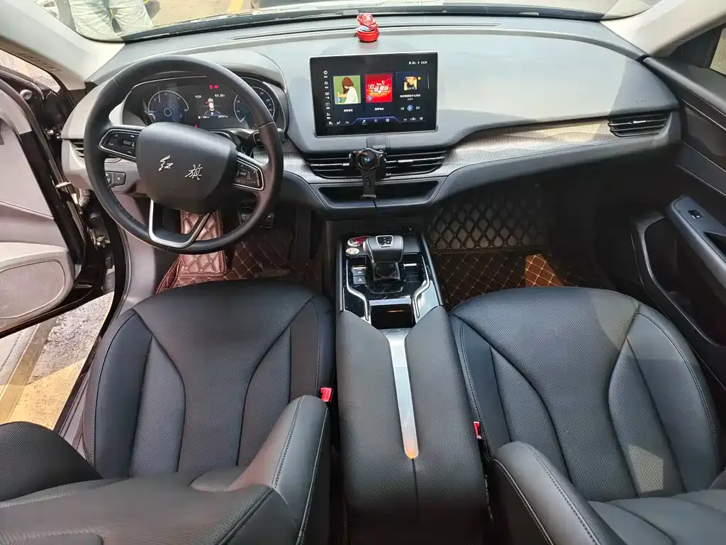 Hongqi E-QM5 — фото 3