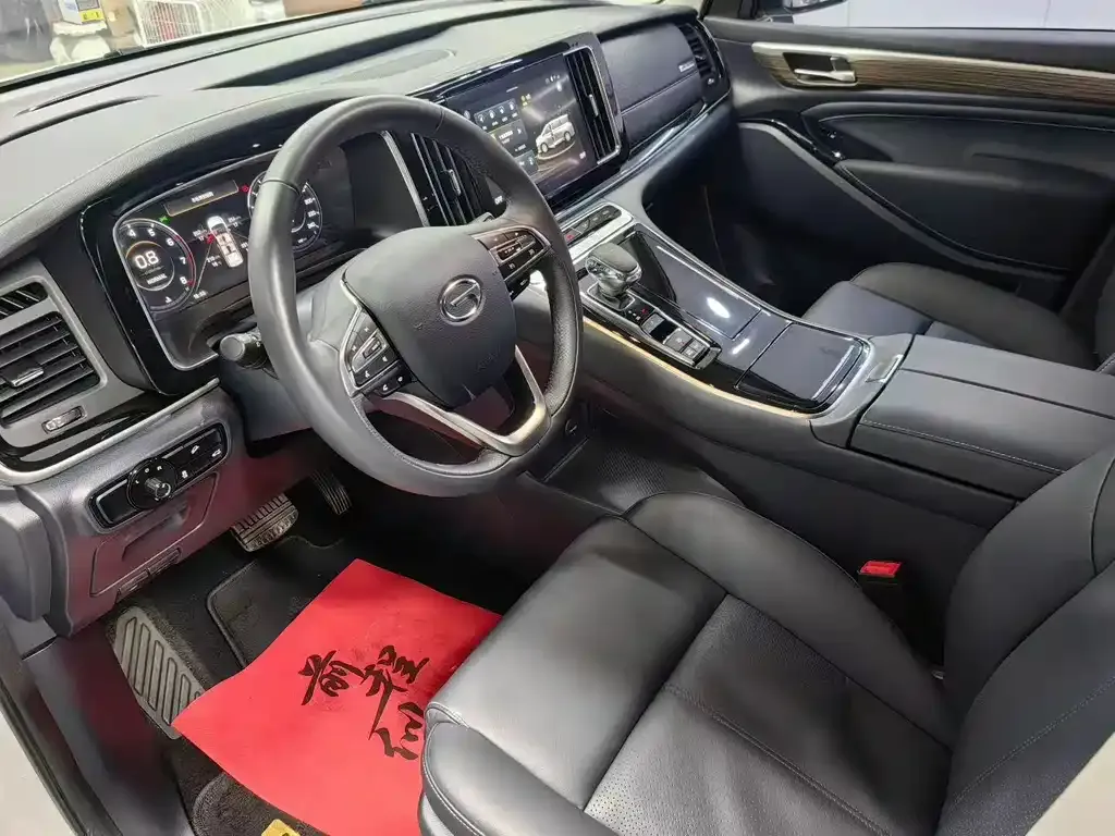 GAC Motor Trumpchi M8 — фото 4