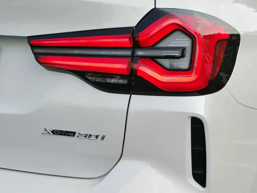 BMW X3 — фото 2