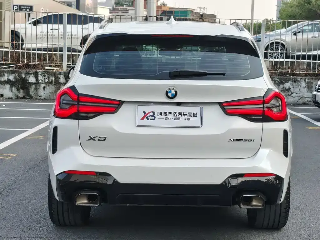BMW X3 — фото 10