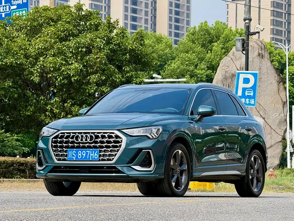 Audi Q3 — фото 5