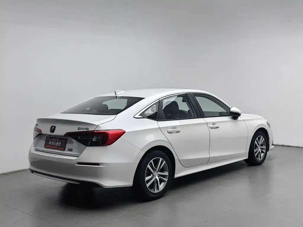 Honda Civic — фото 5