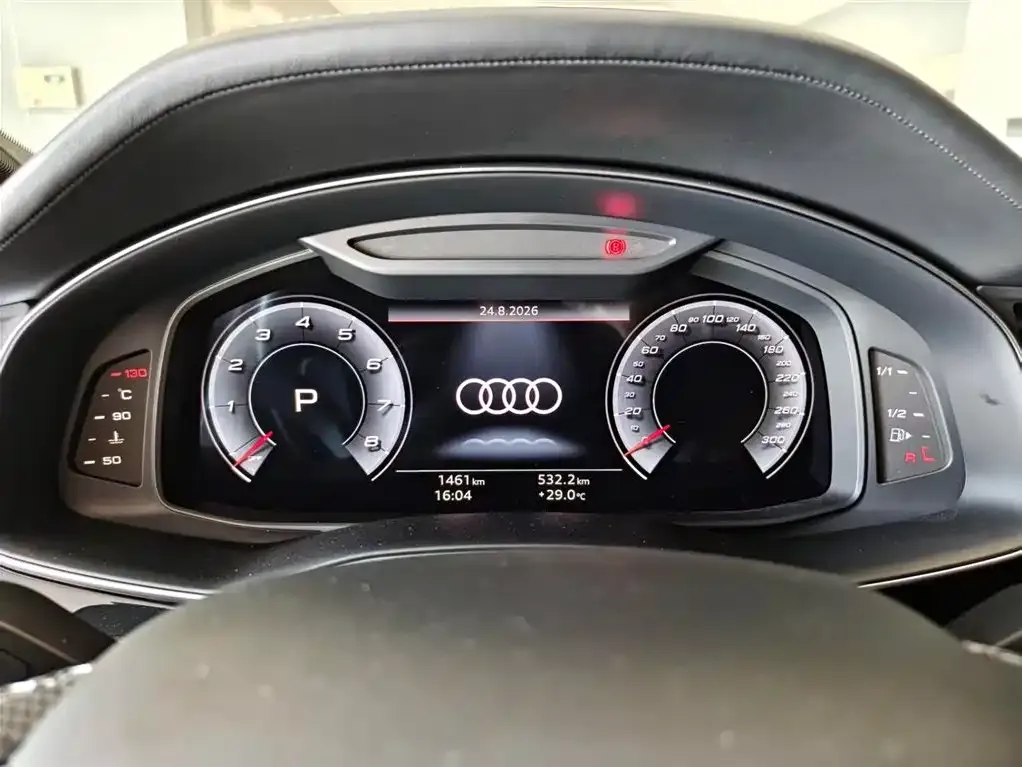 Audi SQ7 — фото 4