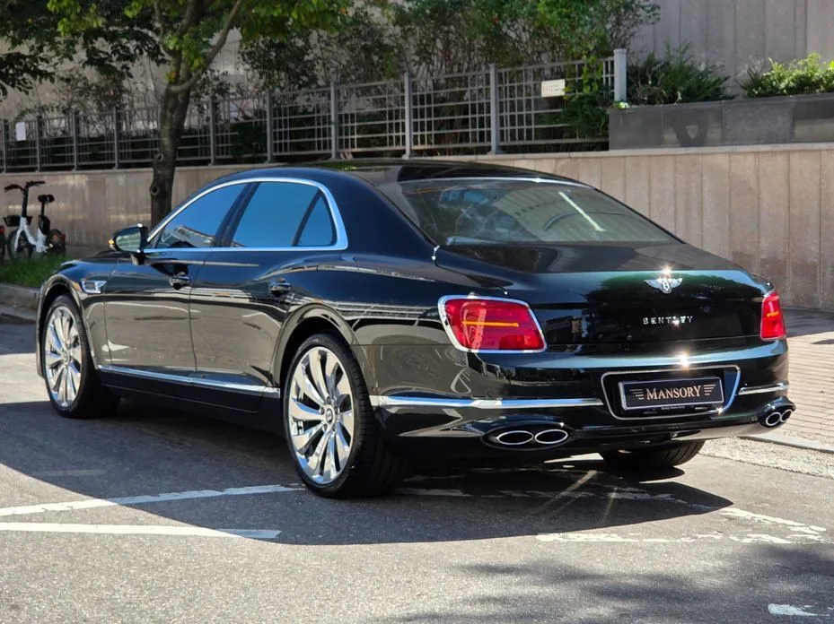 Bentley Flying Spur — фото 7