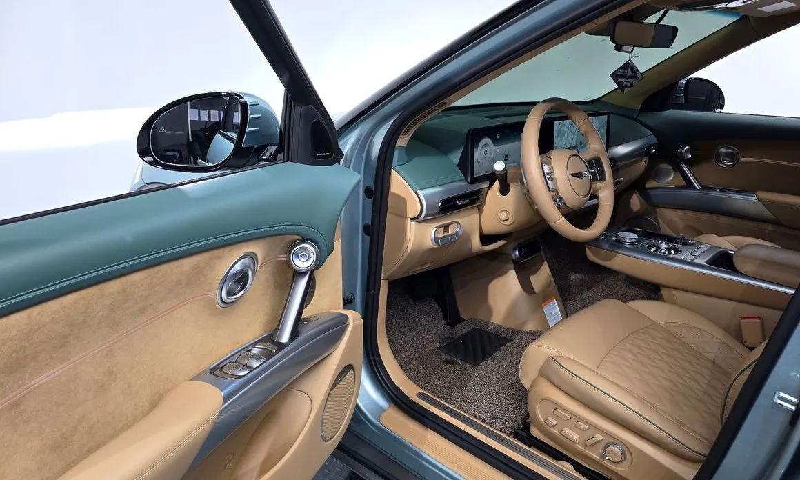 Genesis GV60 — фото 10