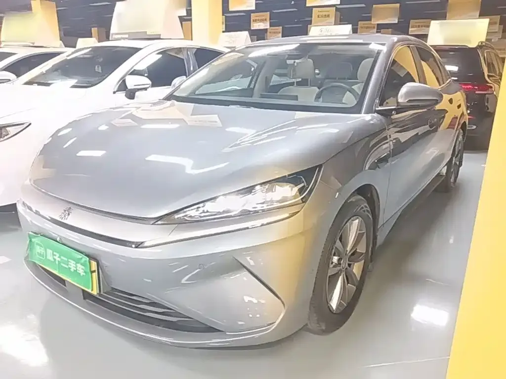 BYD Qin L — фото 1