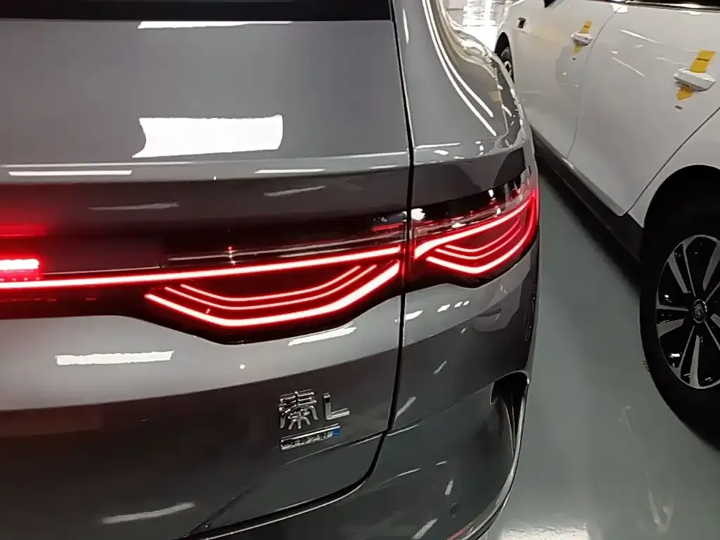 BYD Qin L — фото 3