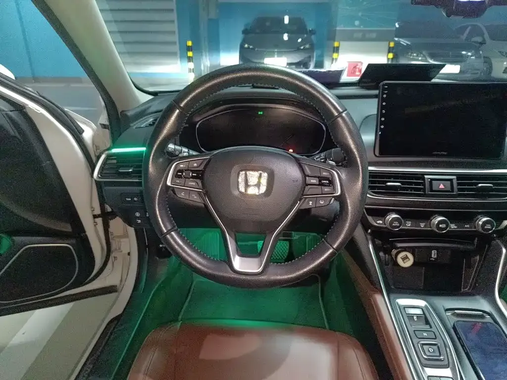 Honda Inspire — фото 9