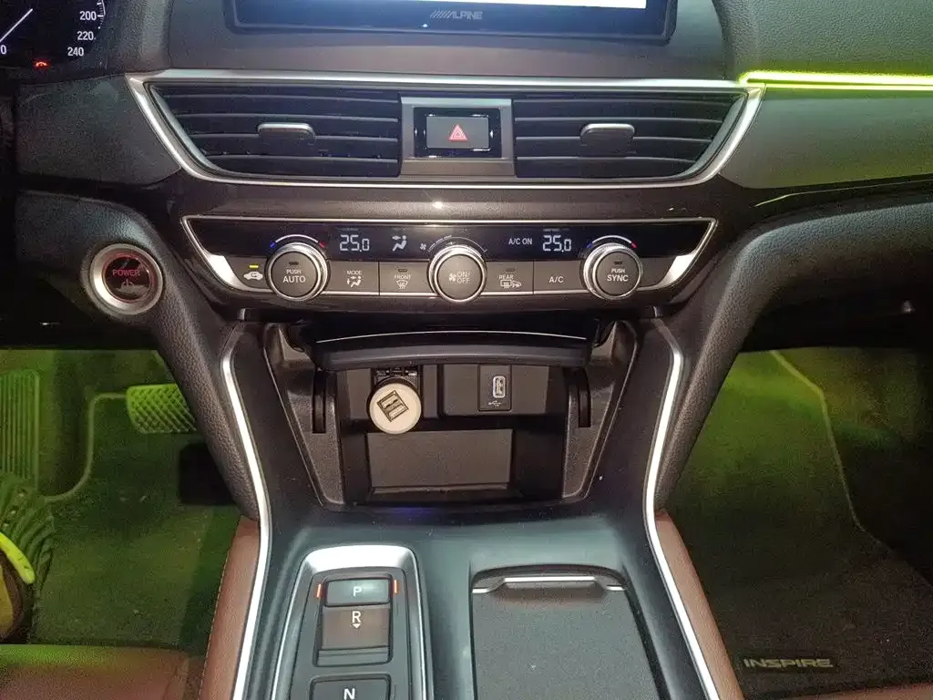 Honda Inspire — фото 7