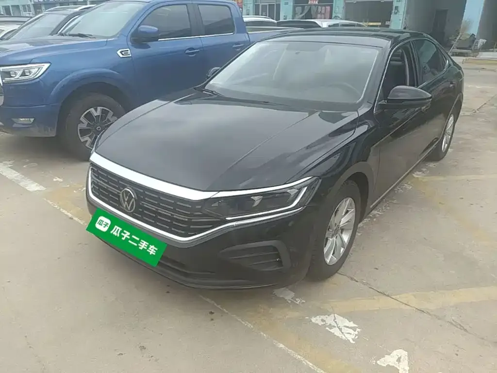 Volkswagen Passat — фото 1