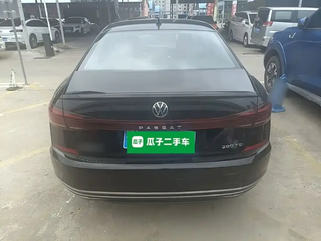Volkswagen Passat — фото 9