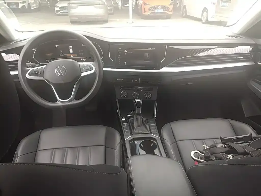 Volkswagen Passat — фото 10
