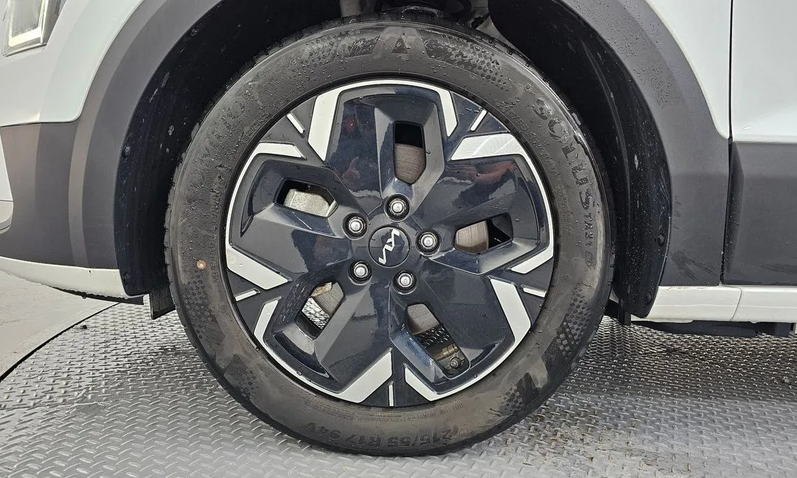 Kia Niro — фото 10