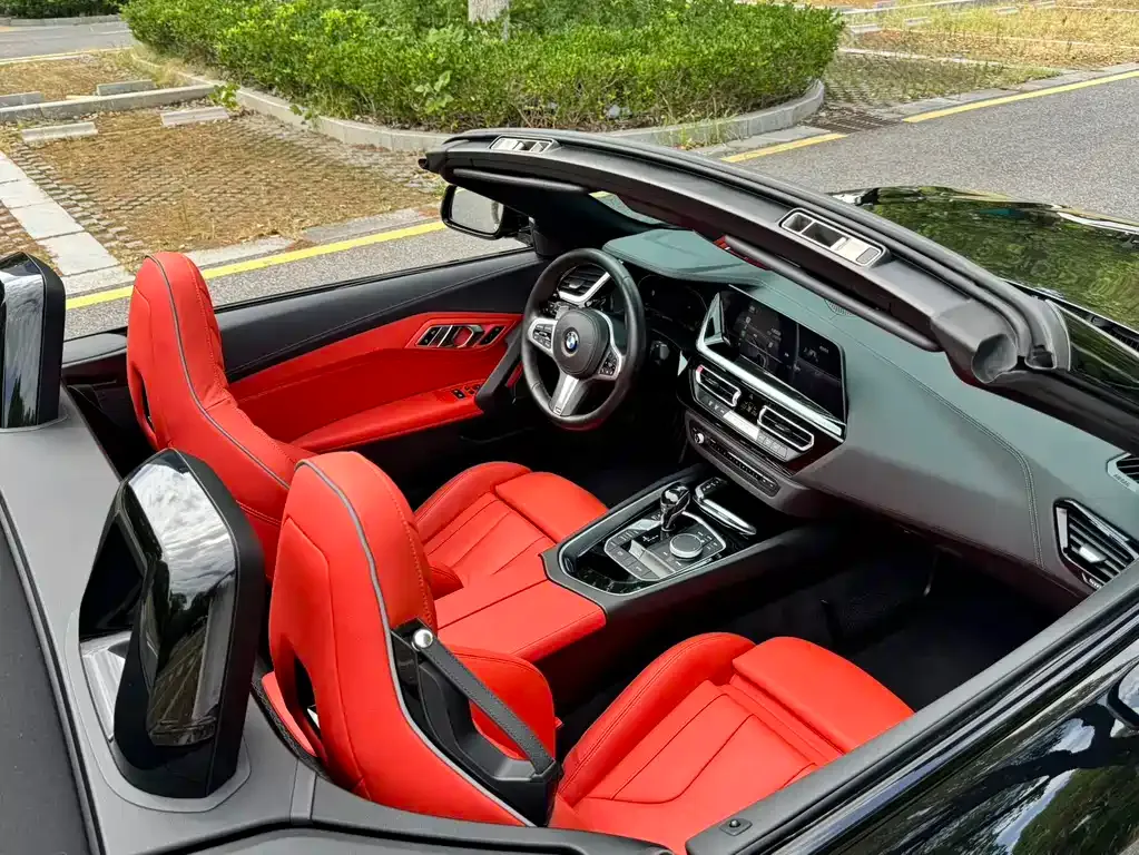 BMW Z4 — фото 8