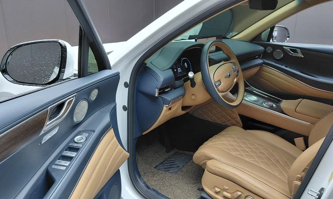 Genesis GV80 — фото 10