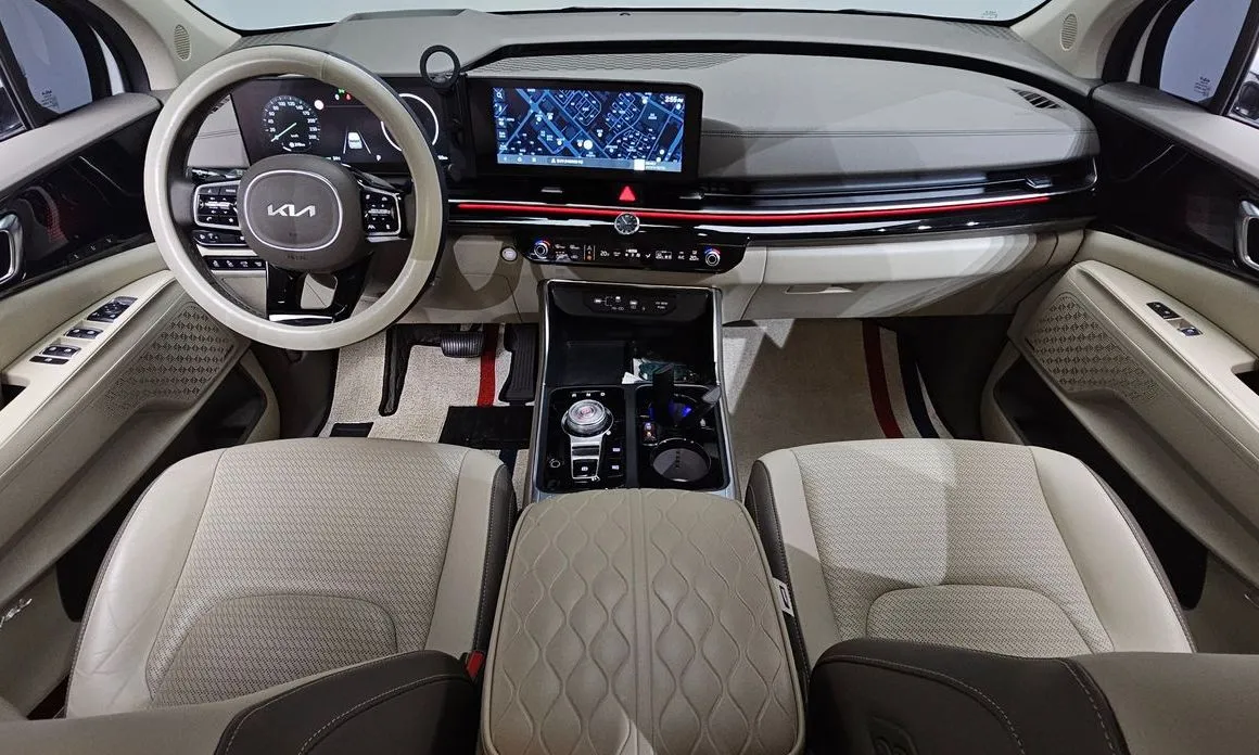 Kia Carnival — фото 10