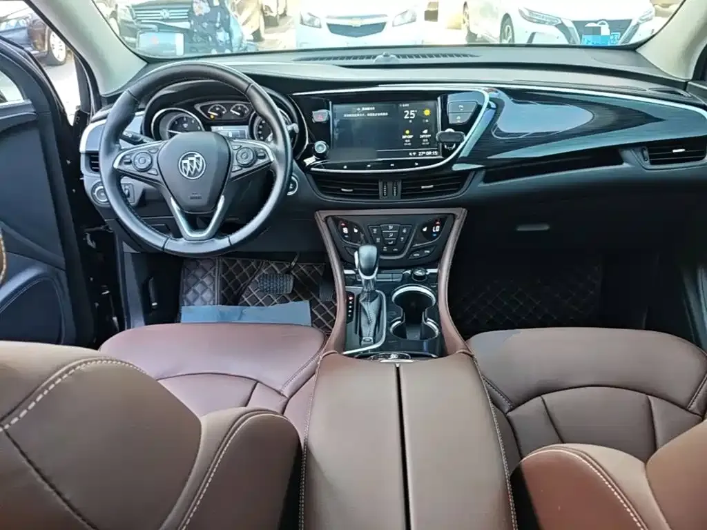 Buick Envision Plus — фото 7
