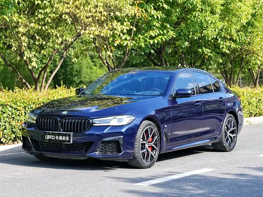 BMW 5 Series (Import) 540i M Sport 1