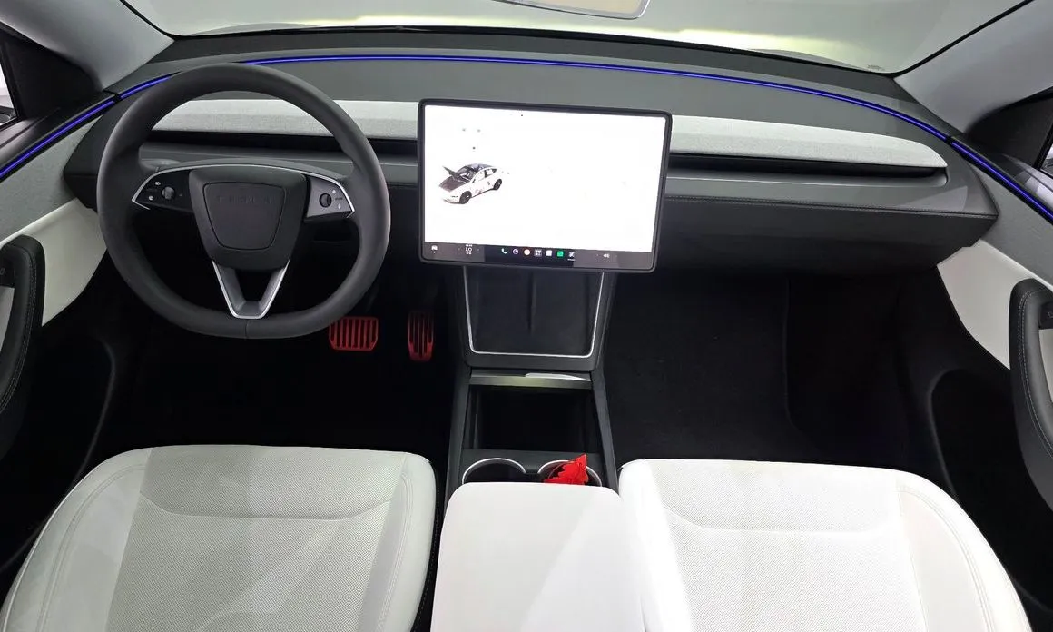 Tesla Model Y — фото 4