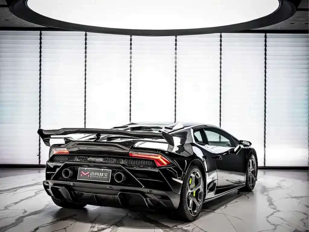 Lamborghini Huracan — фото 7