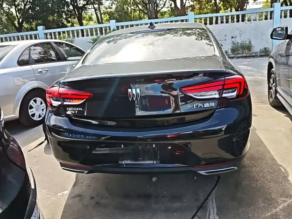 Buick Regal — фото 7