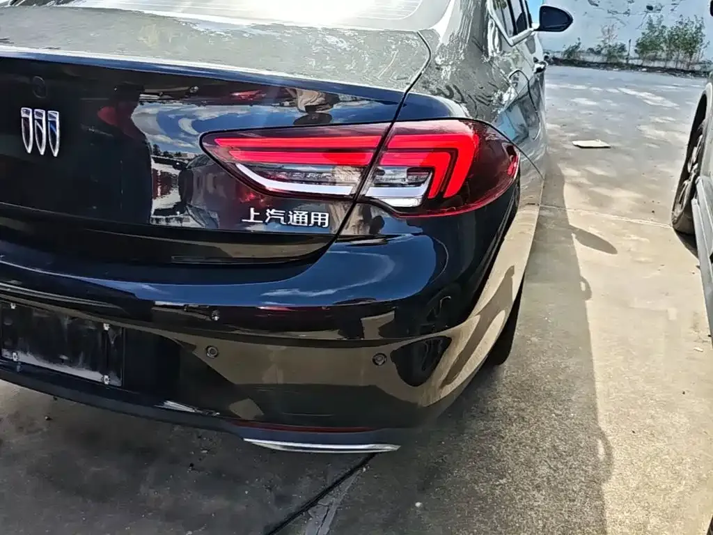Buick Regal — фото 9