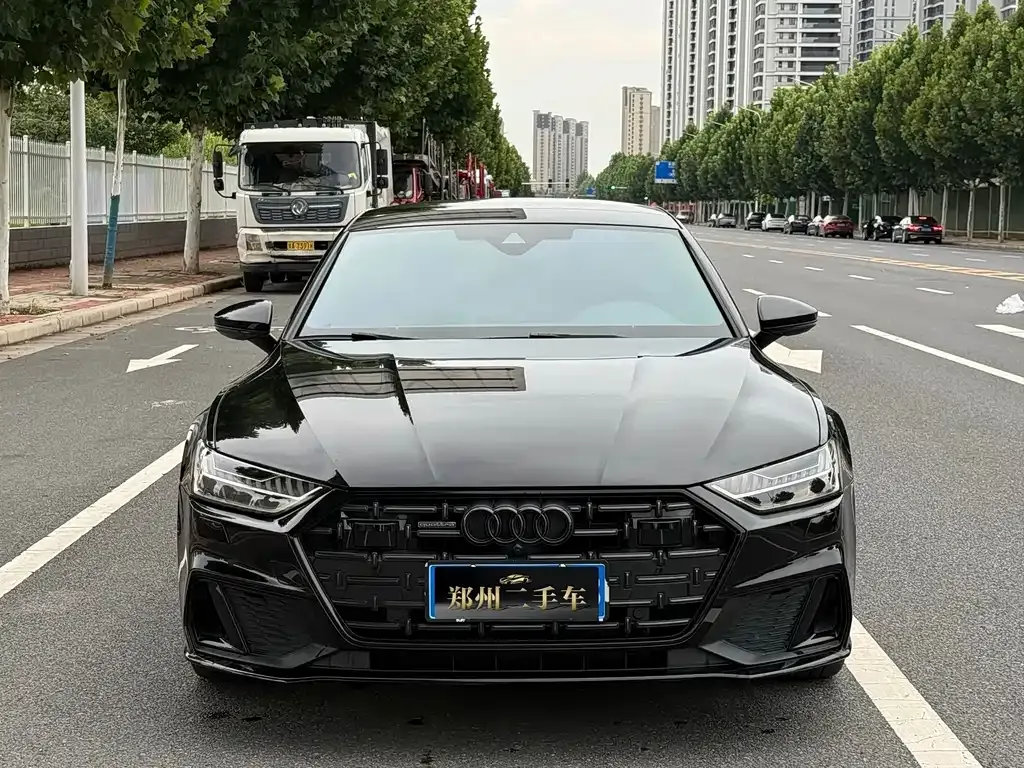 Audi A7L — фото 10