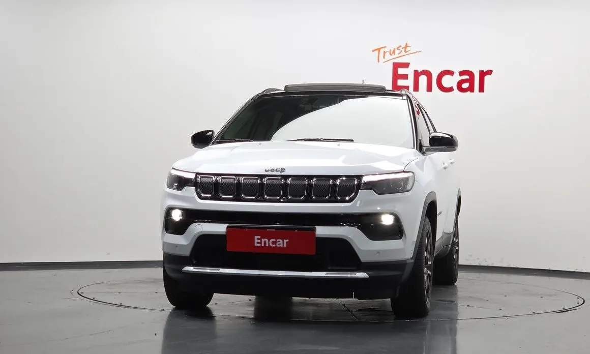Jeep Compass — фото 2