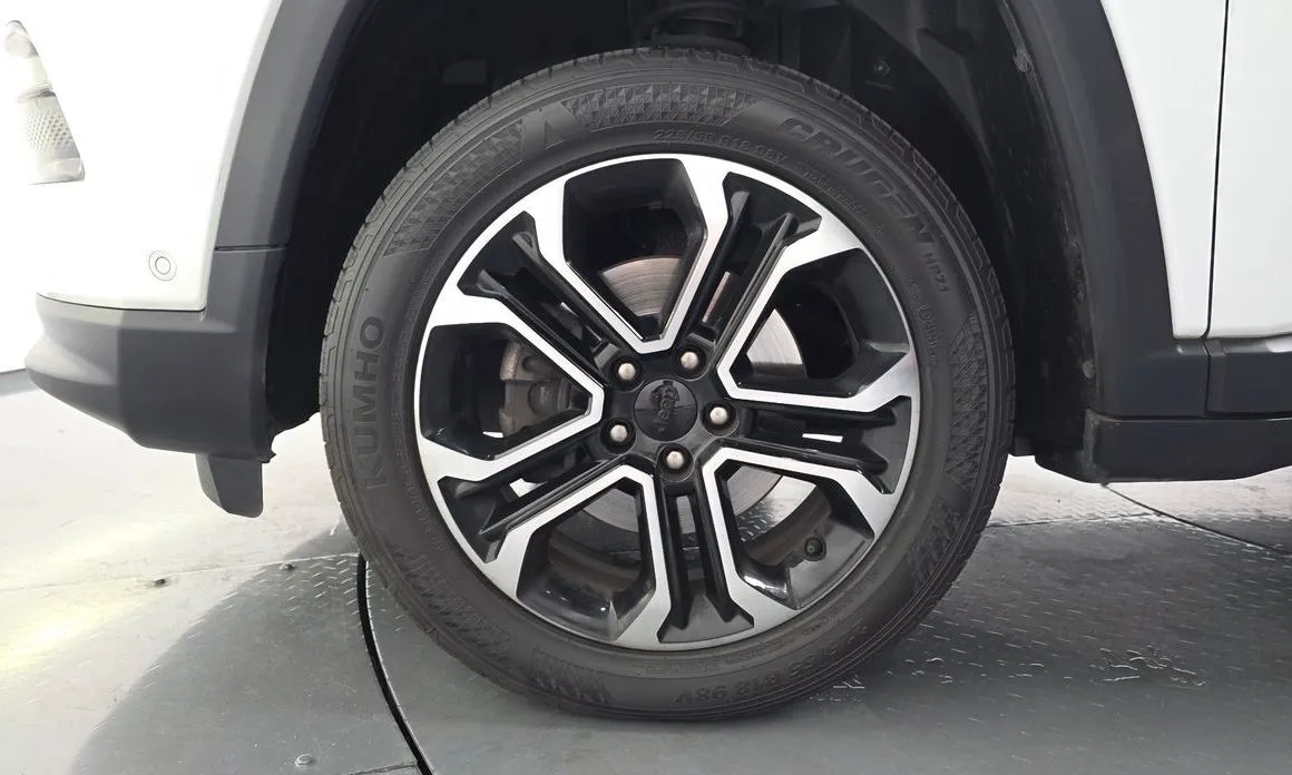 Jeep Compass — фото 4