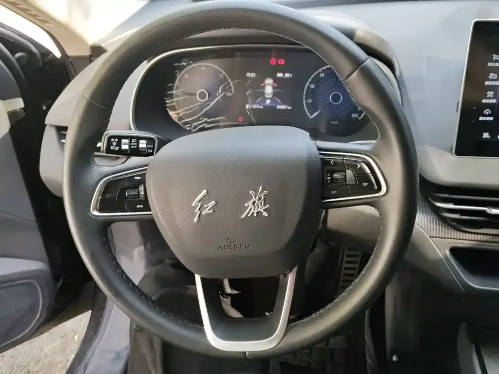 Hongqi E-QM5 — фото 7