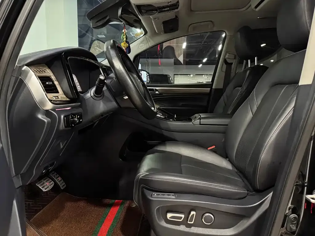 GAC Motor Trumpchi M8 — фото 9