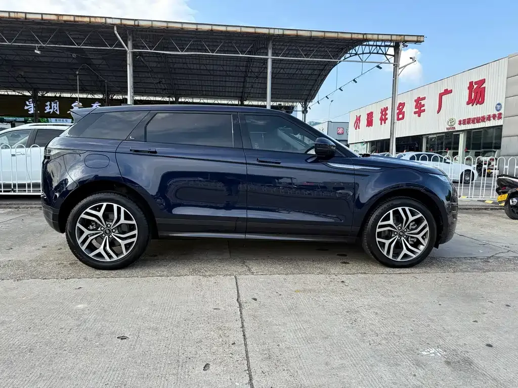 Land Rover Evoque — фото 10