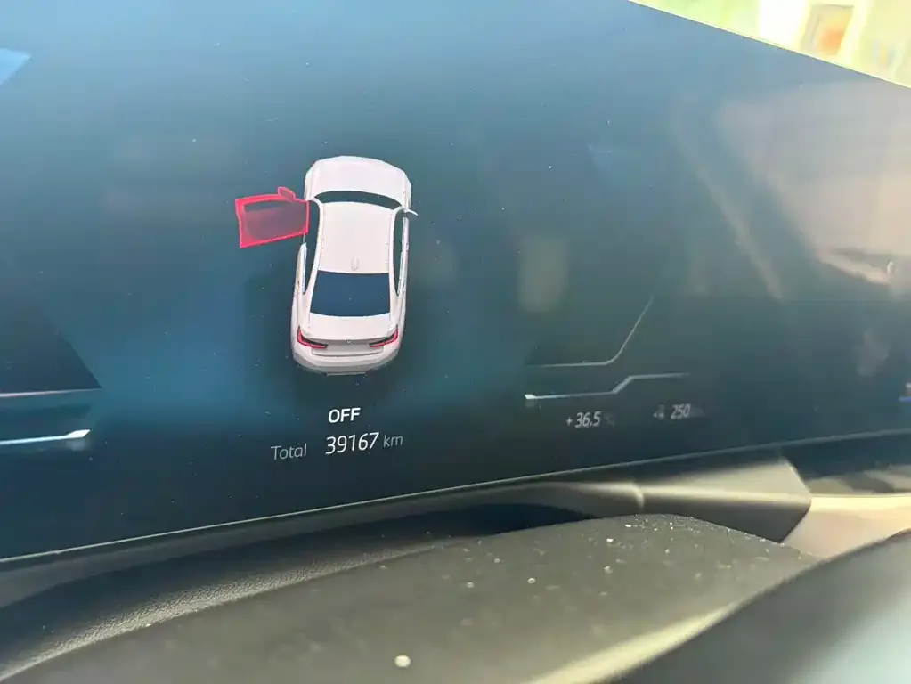 BMW i3 — фото 2