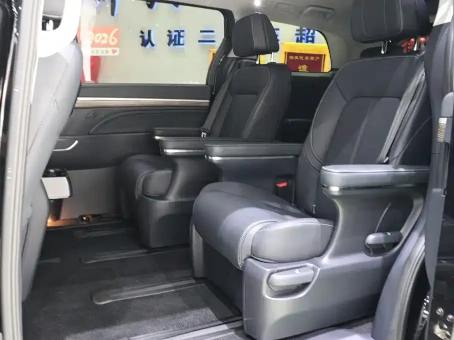 GAC Motor Trumpchi M8 — фото 5