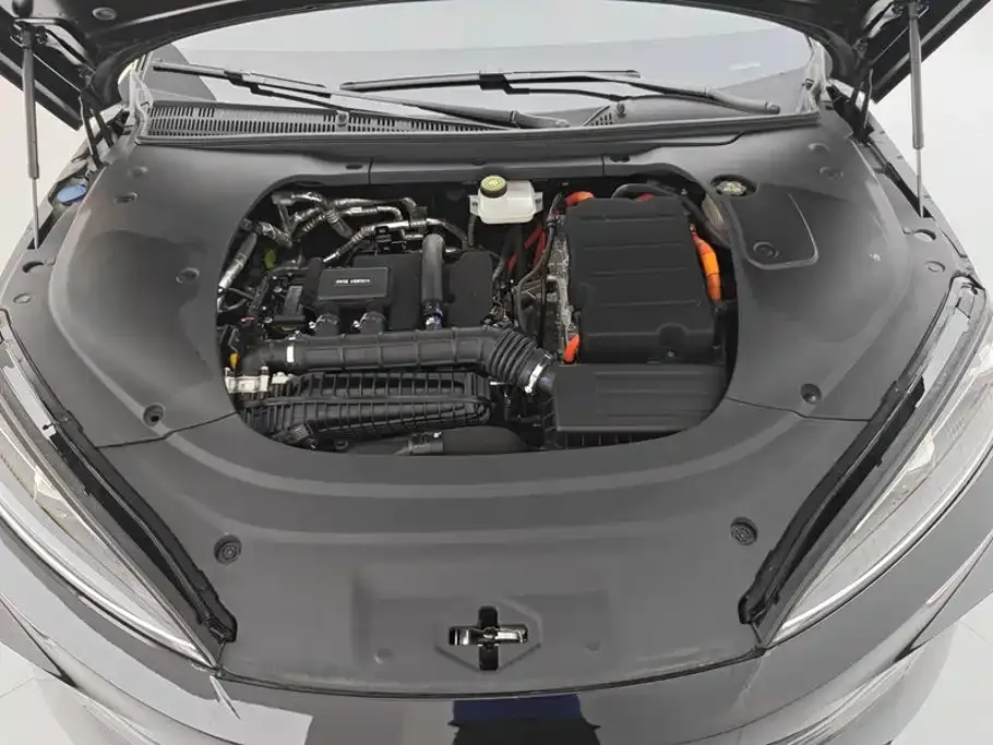 BYD Seal 07 DM-i — фото 10