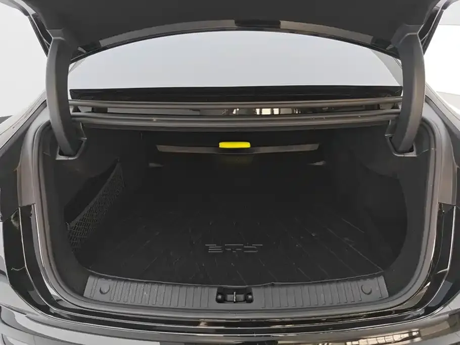 BYD Seal 07 DM-i — фото 2