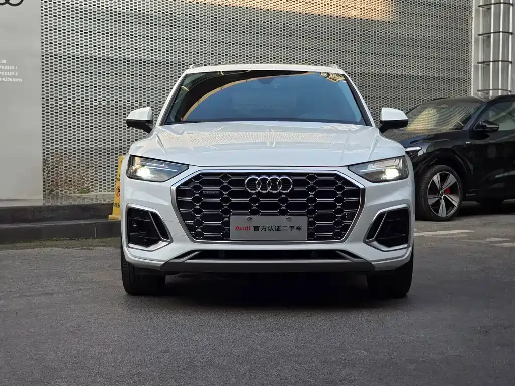 Audi Q5L — фото 4