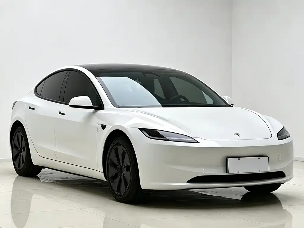 Tesla Model 3 — фото 2