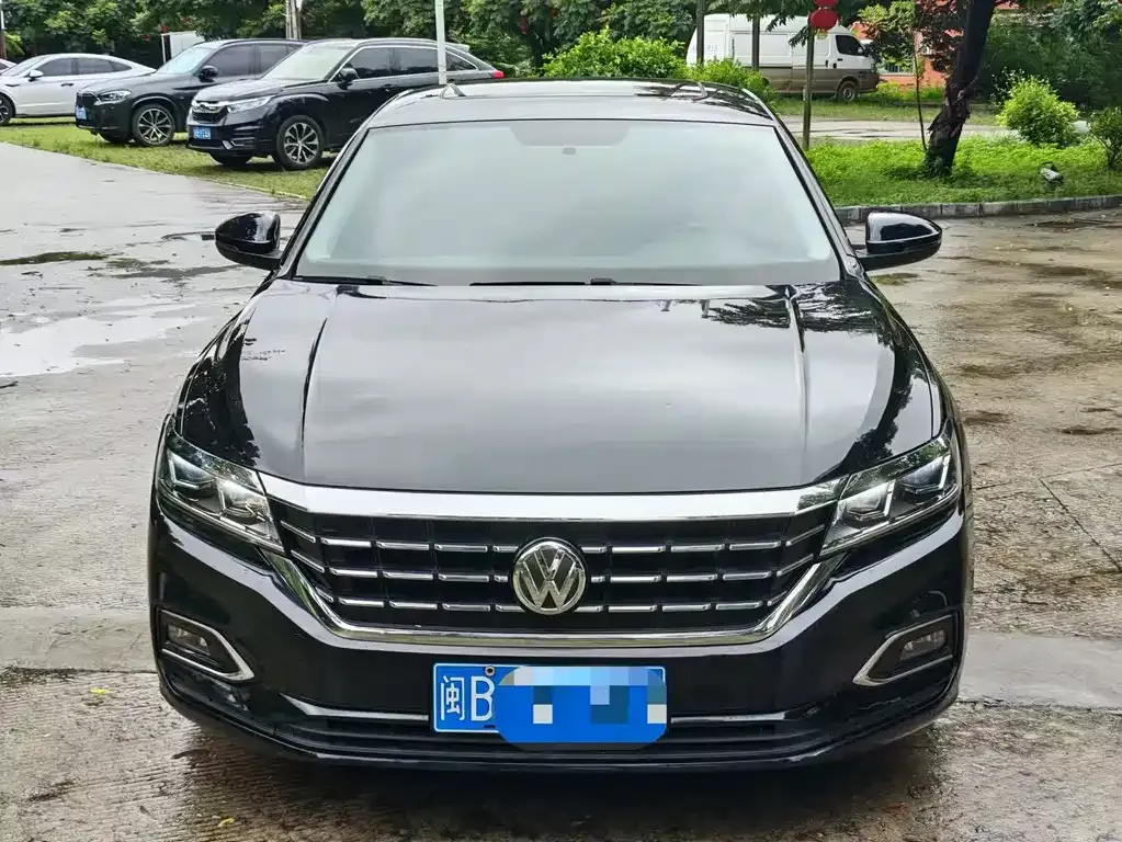 Volkswagen Passat — фото 5