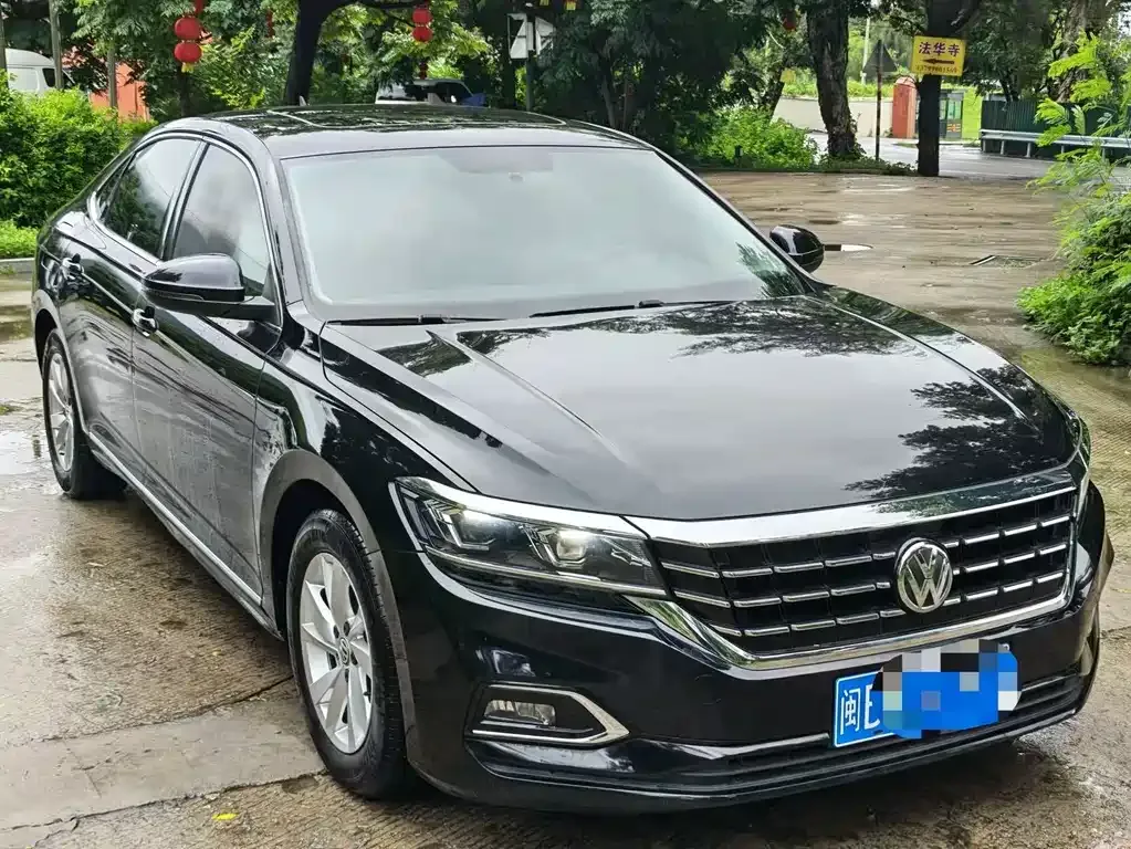 Volkswagen Passat — фото 7