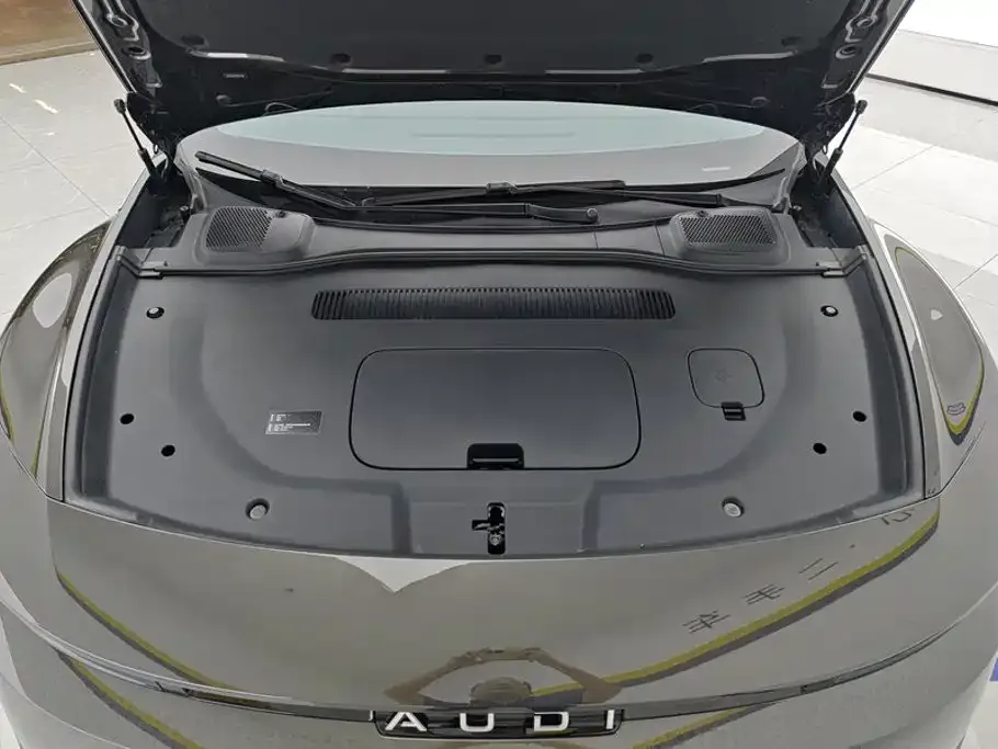 Audi E5 Sportback — фото 9