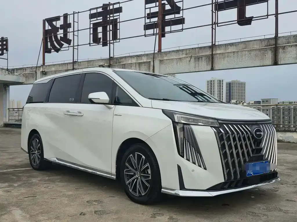 GAC Motor Trumpchi M8 — фото 5