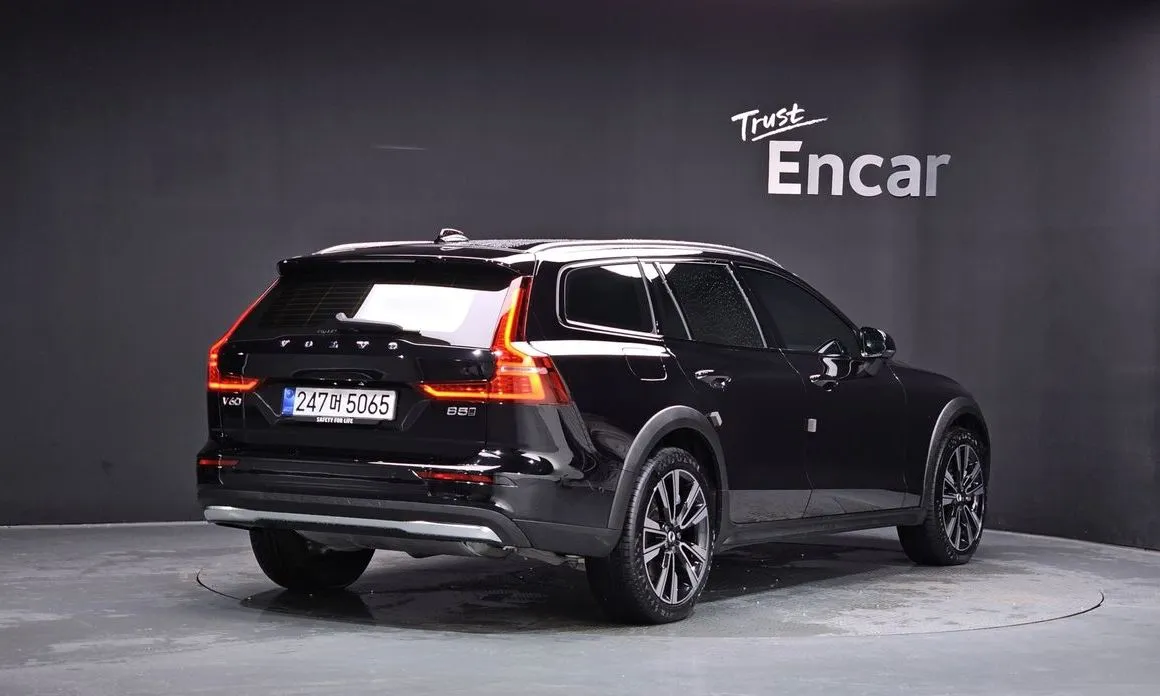 Volvo V60 — фото 3