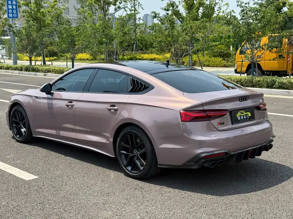 Audi A5 (Import) — фото 7