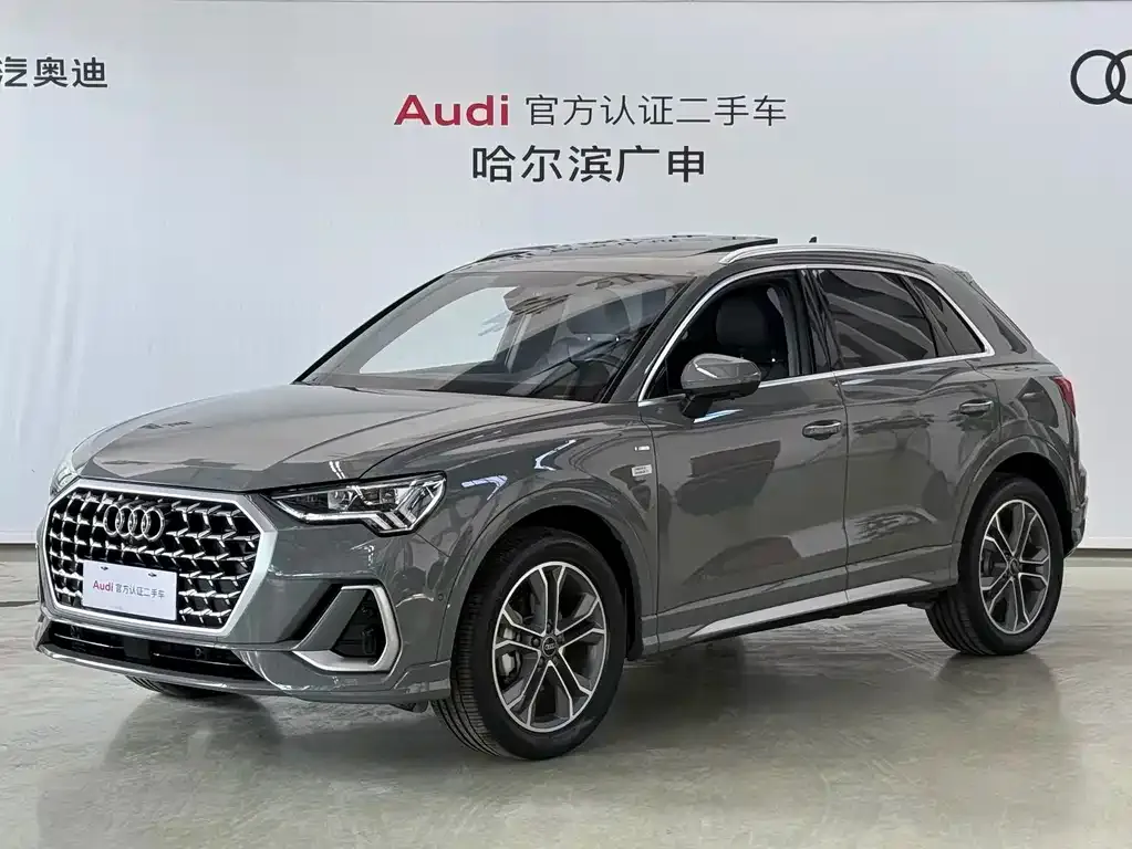 Audi Q3 — фото 1