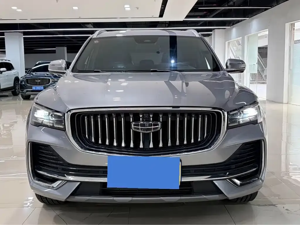 Geely Xingyue L — фото 1