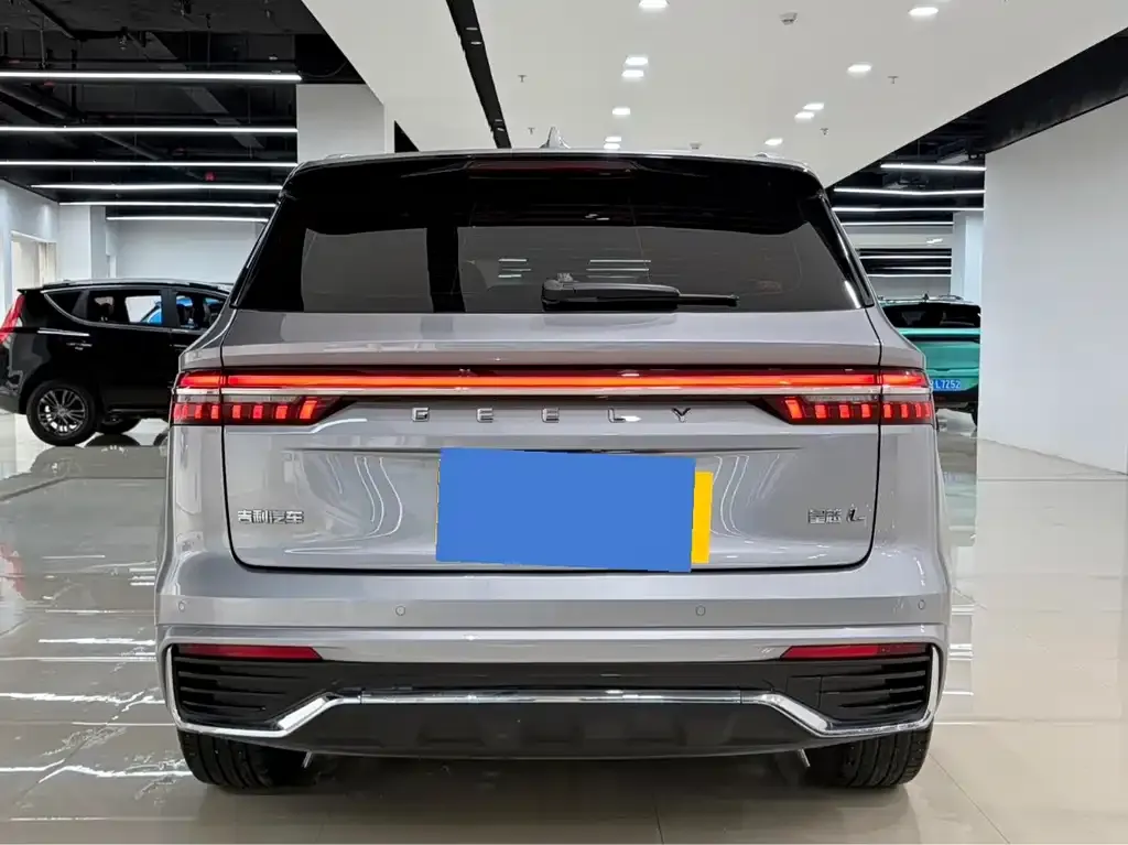 Geely Xingyue L — фото 4