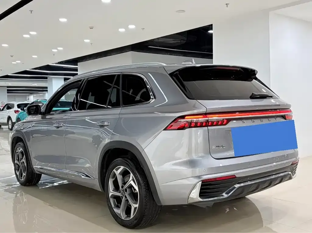 Geely Xingyue L — фото 3