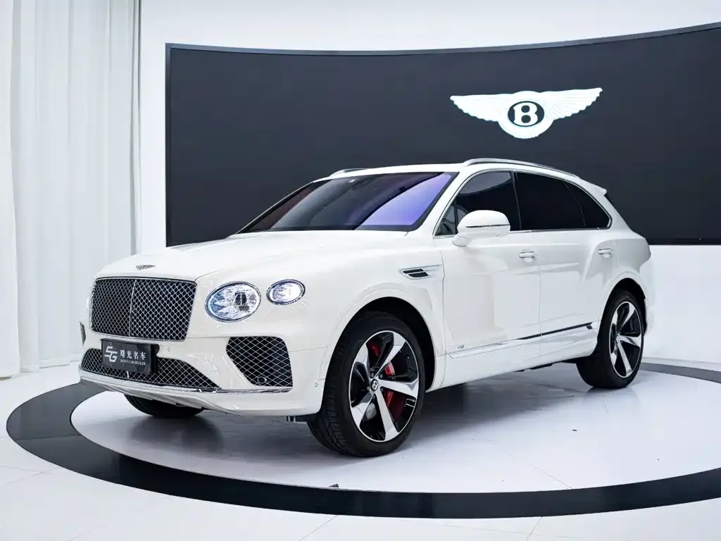 Bentley Bentayga — фото 1