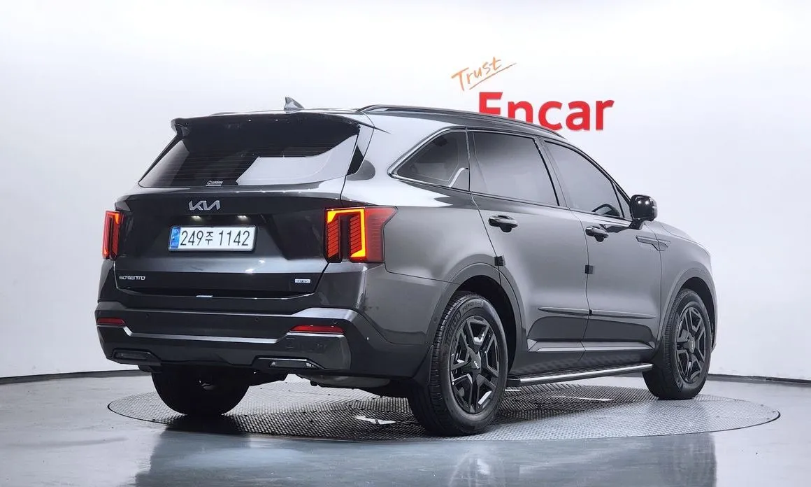 Kia Sorento — фото 8
